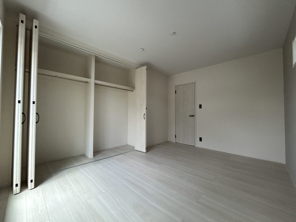 洋室（約7.5帖）