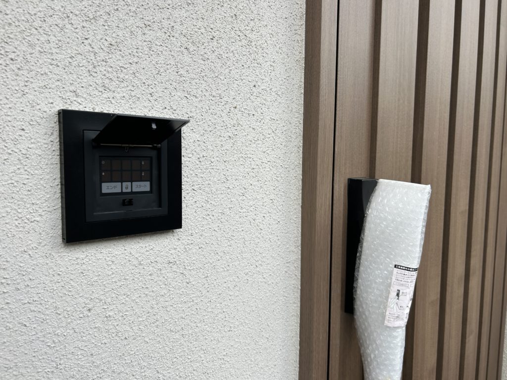 玄関ドア　電子錠